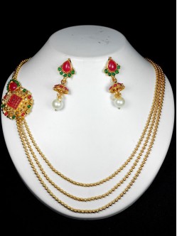 Exclusive Polki Set